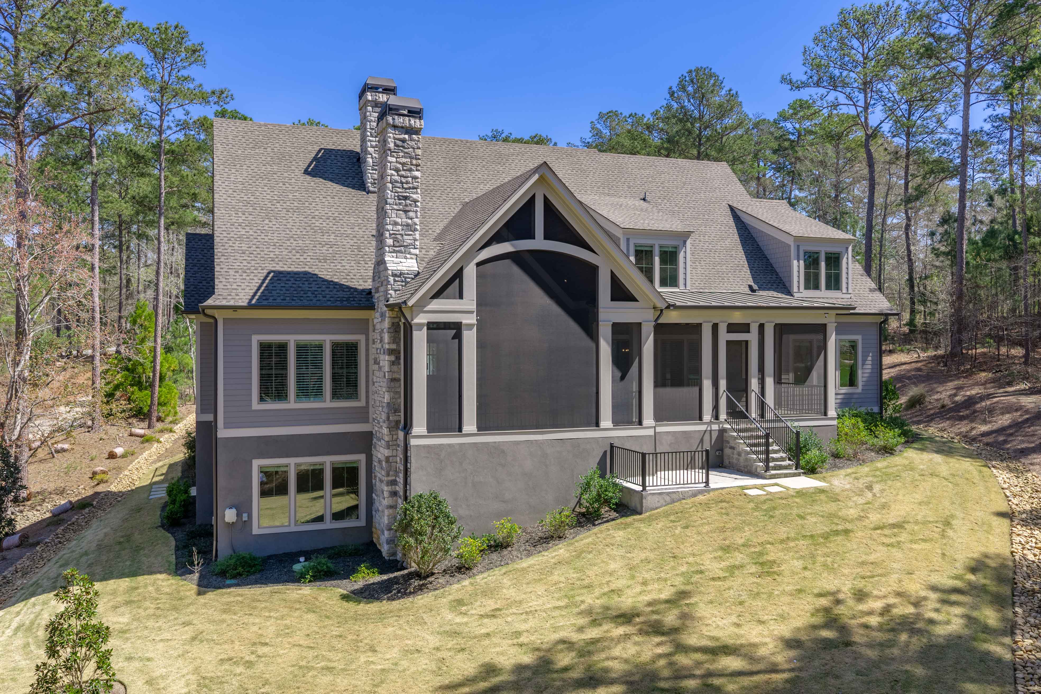 1100 Fox Bend image 2